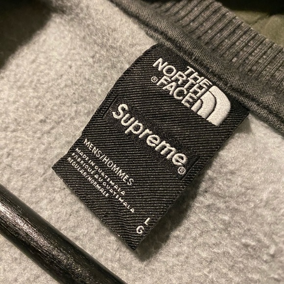 Supreme x The North Face Pigment Printed Crewneck - Picture 4 of 8